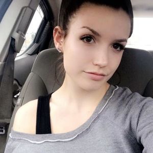 Meet your Posher, Amelia